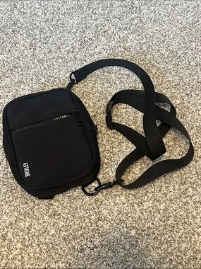Womens Brixley Black Crossbody Sling Bag
